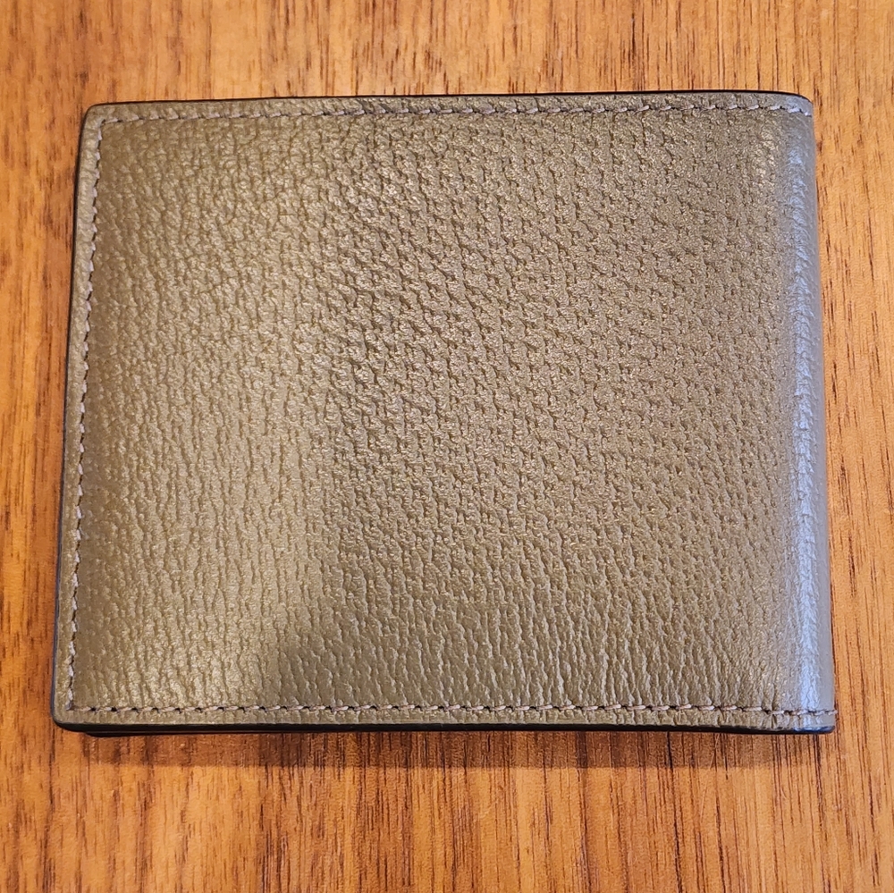Brand New Gucci Men's Leather GG Logo Bi fold Wallet Green - Picture 4 of 11
